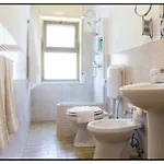 Fontanarossa Airport -private Parking- Bed & Breakfast Catania