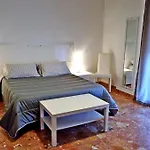 Fontanarossa Airport -private Parking- Bed & Breakfast Catania