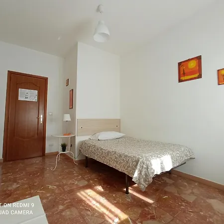 Fontanarossa Airport -private Parking- 卡塔尼亚