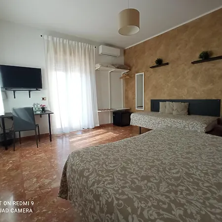 Fontanarossa Airport -private Parking- 卡塔尼亚