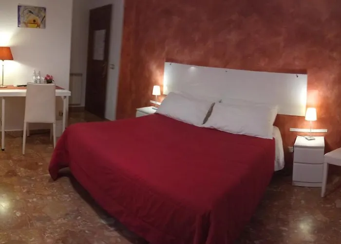 Fontanarossa Airport -private Parking- 卡塔尼亚