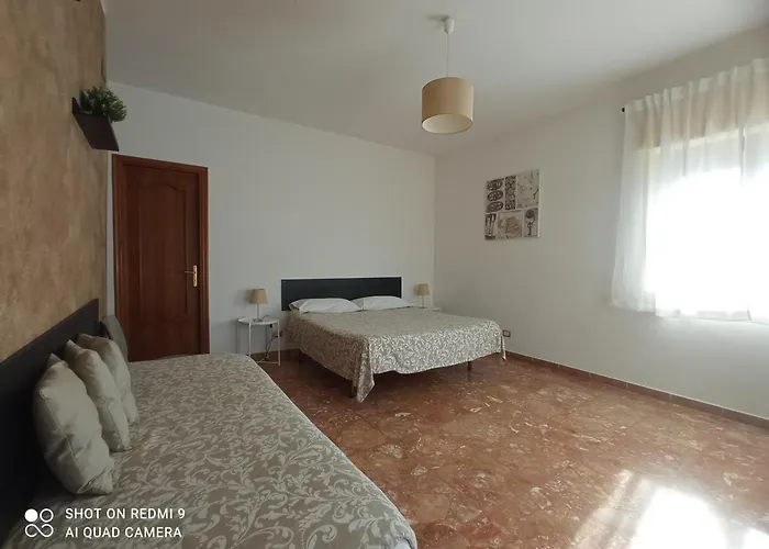 住宿加早餐酒店 Fontanarossa Airport -private Parking-