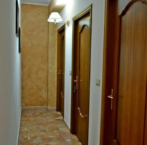 Fontanarossa Airport -private Parking-