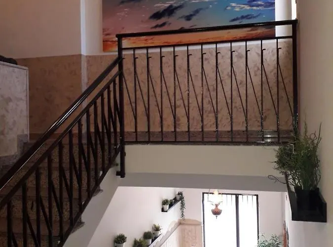 住宿加早餐酒店 Fontanarossa Airport -private Parking- 卡塔尼亚